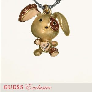 Guess puppy 🐶 pendant